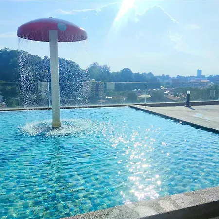 D'Luna Homestay Seaview I Sunrise View Kuala Terengganu Exterior photo
