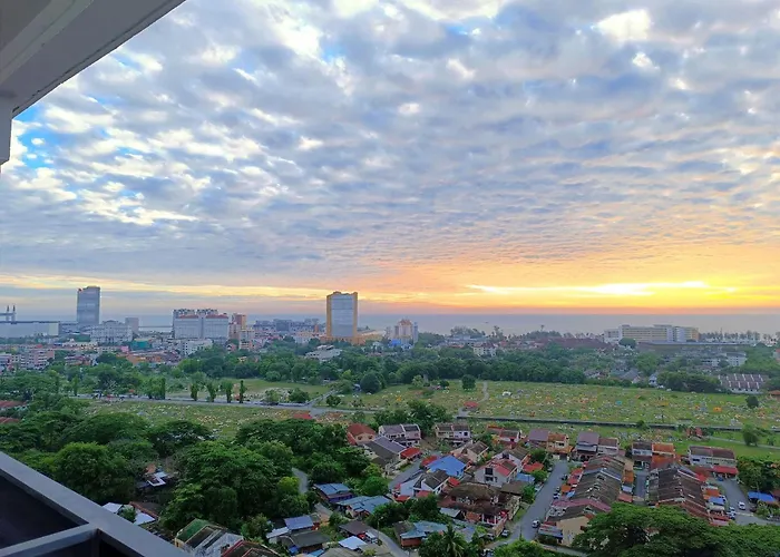 D\'Luna Homestay Seaview I Sunrise View