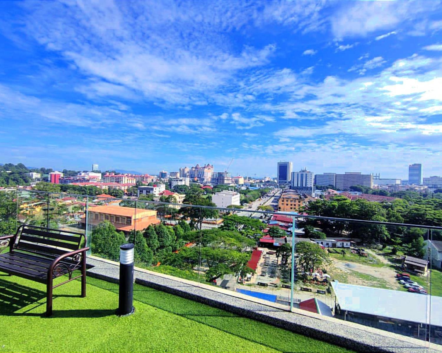 D'luna Seaview I Sunrise View Apartment Kuala Terengganu