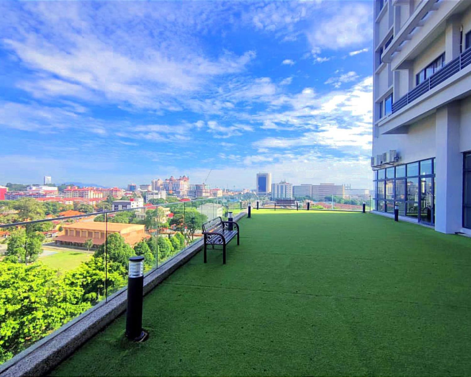 D'luna Seaview I Sunrise View *