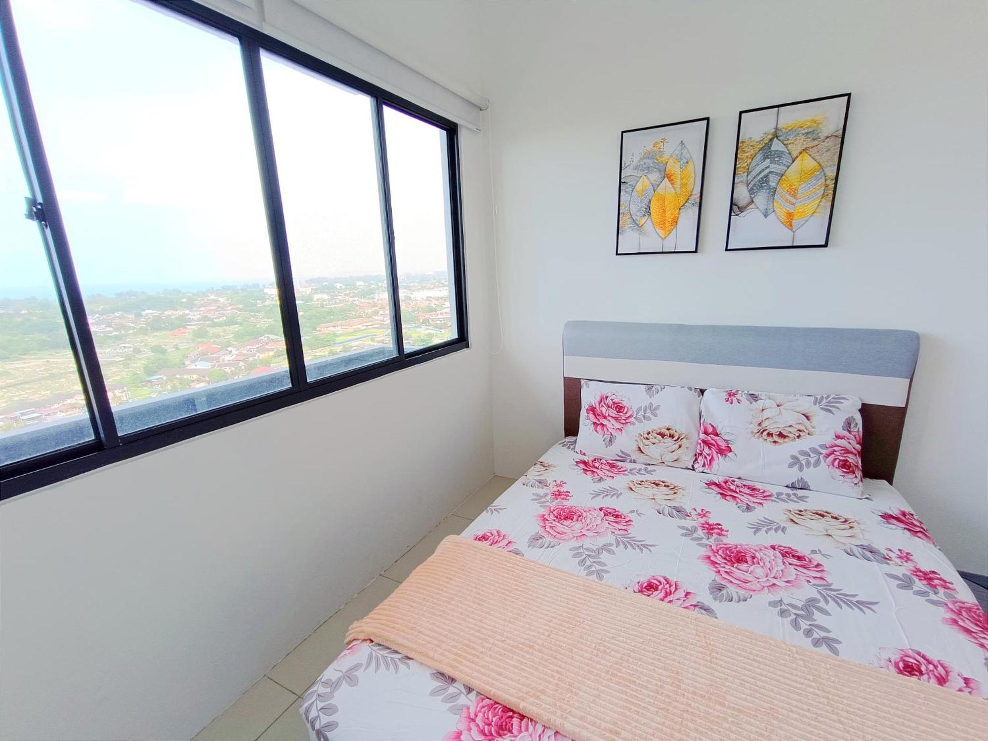 D'luna Seaview I Sunrise View Apartment